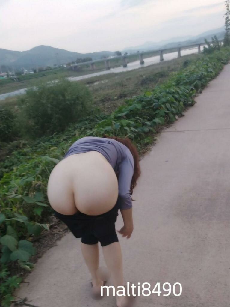 爱露出的人妻