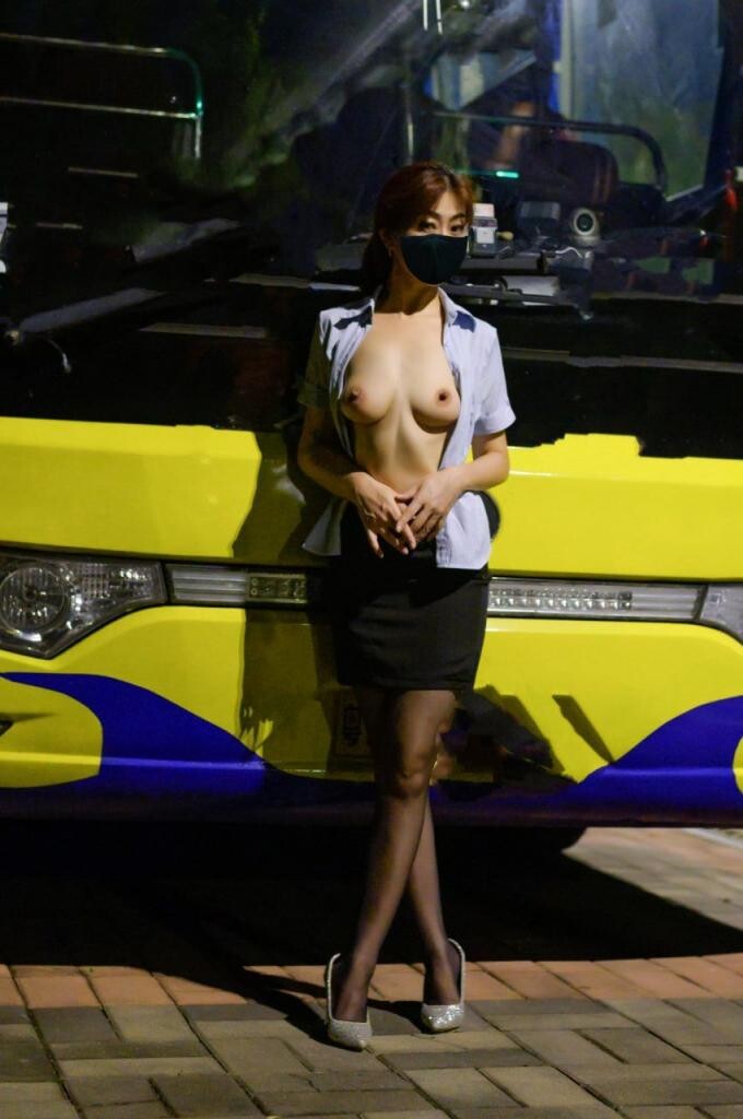 爱露出的人妻