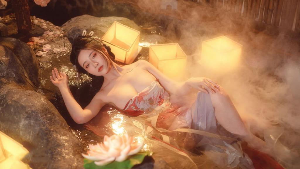 梦醉瑶，手如柔荑肤如凝脂
