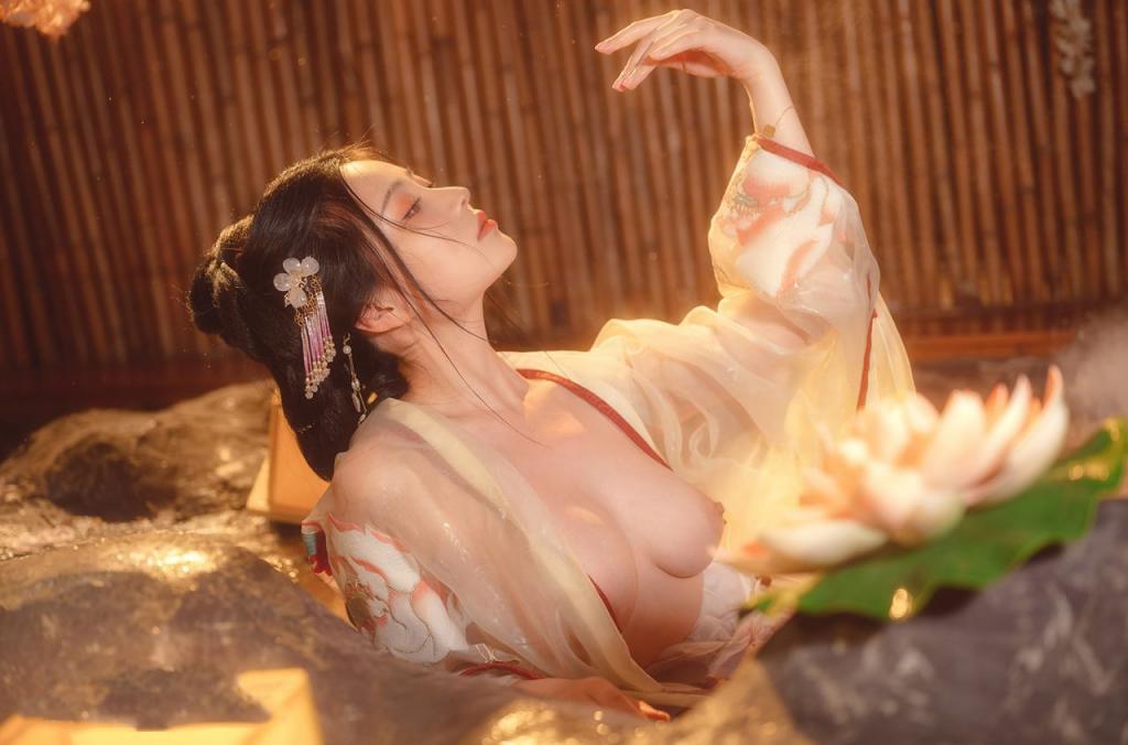 梦醉瑶，手如柔荑肤如凝脂