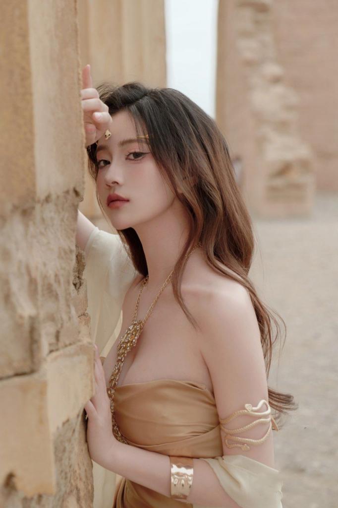 废墟，黄沙美人古希腊风