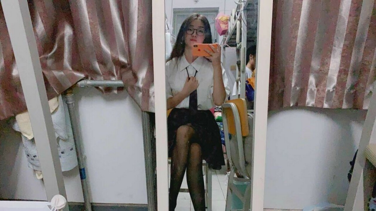 骚货人妻，屄毛旺盛，性欲望十分强