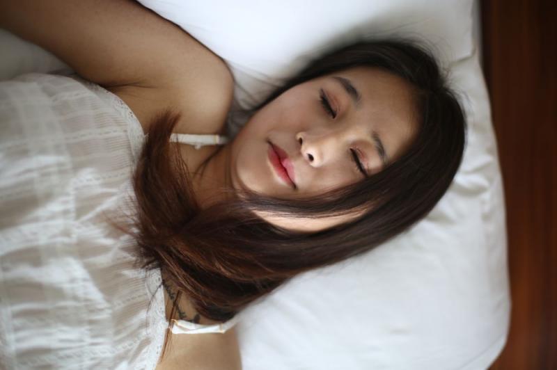 小姐姐的美穴真想来上一口