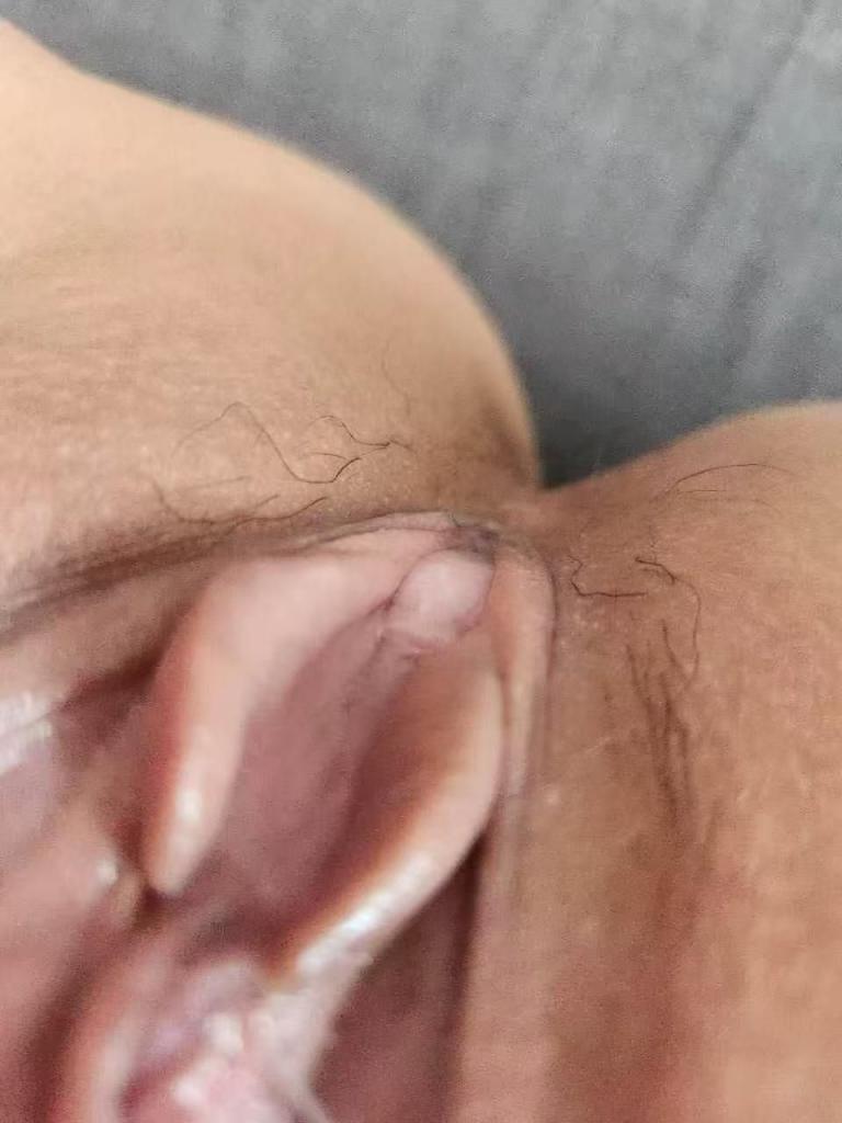 江西白虎人妻的诱惑