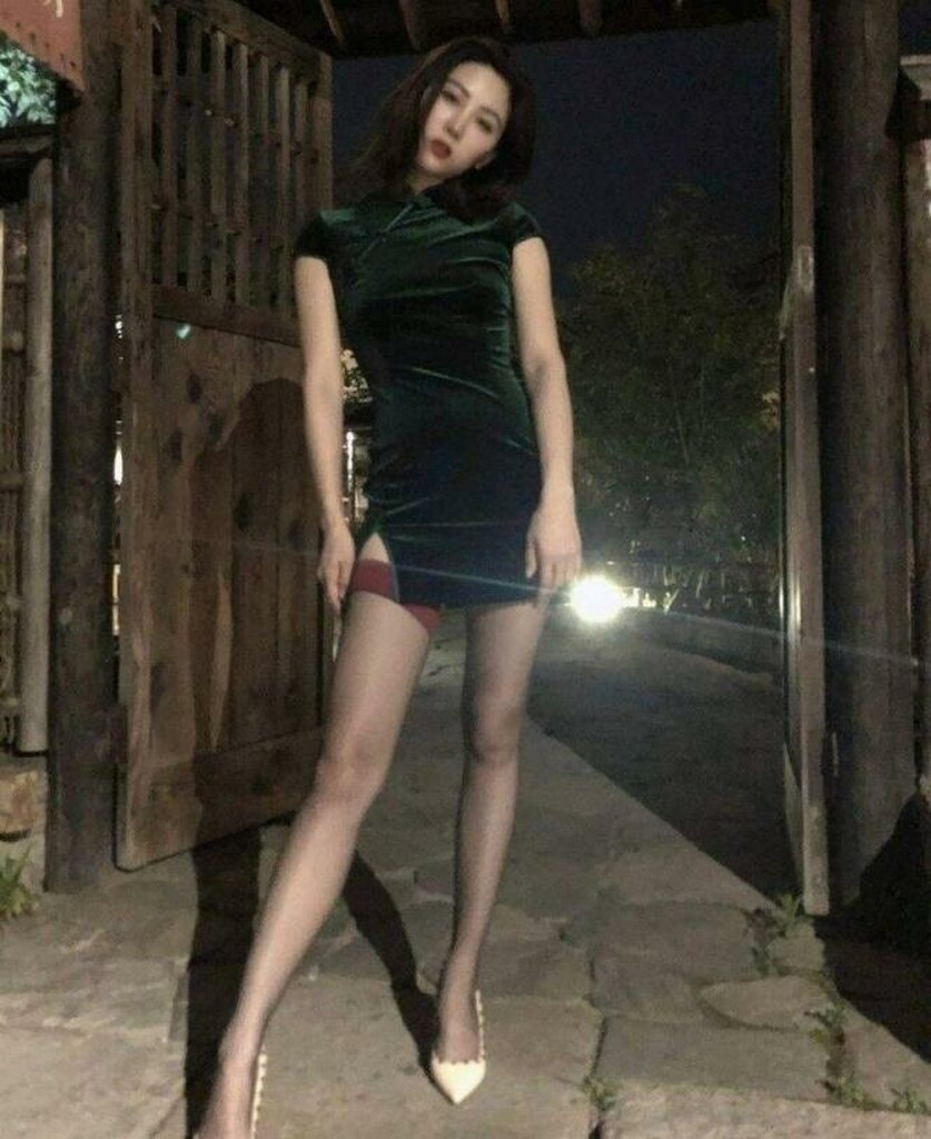 国产骚婊女神