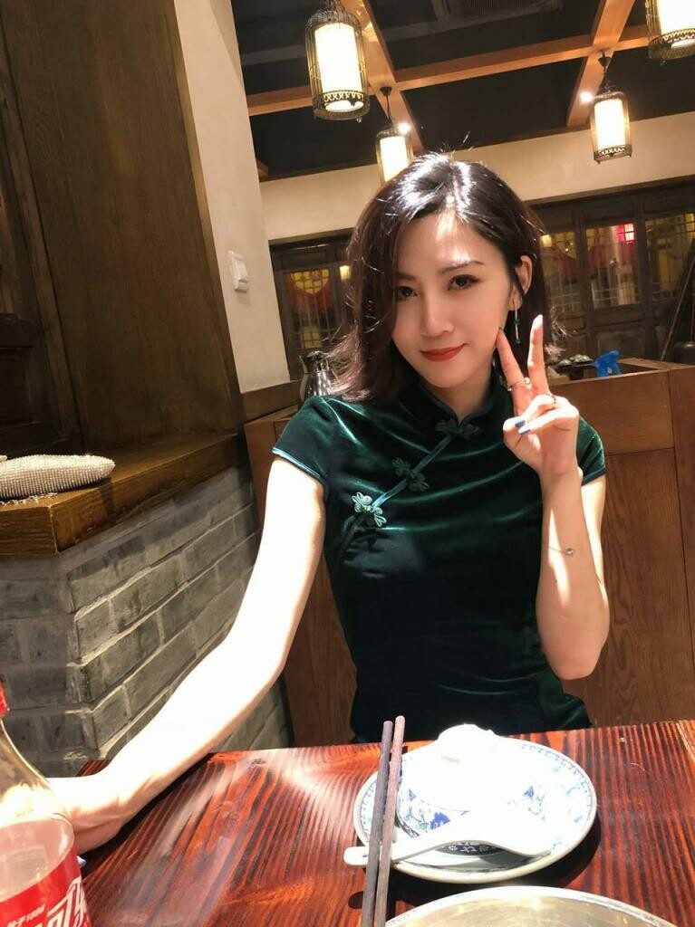 国产骚婊女神