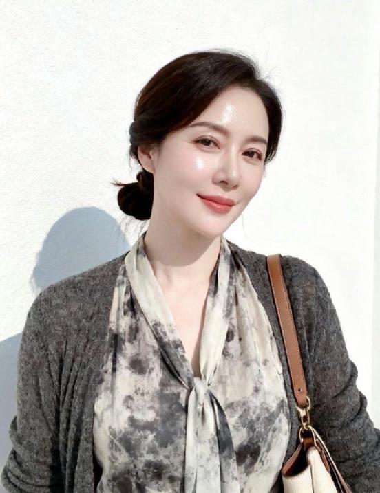 慢品人间烟火色，闲观万事岁月长