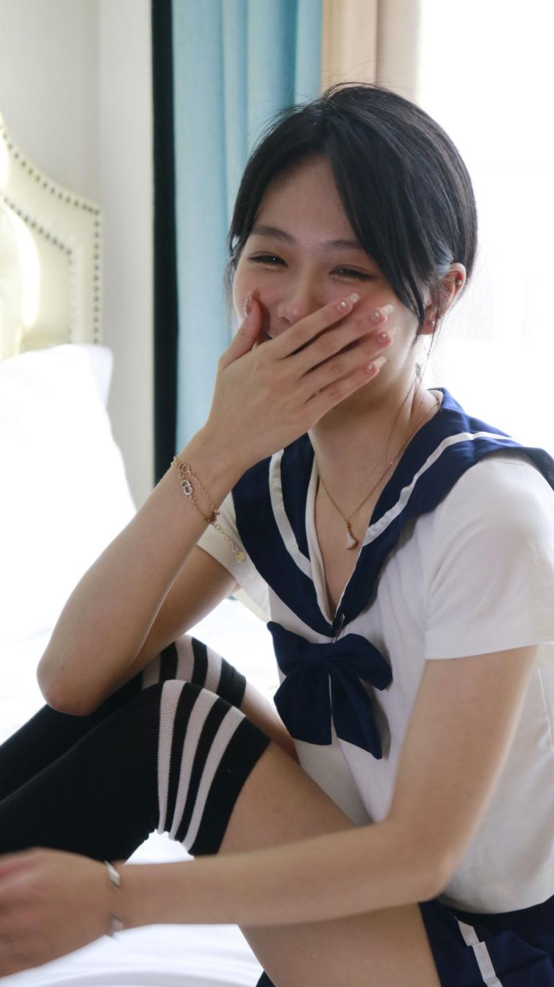 鲜嫩的顶级JK学妹