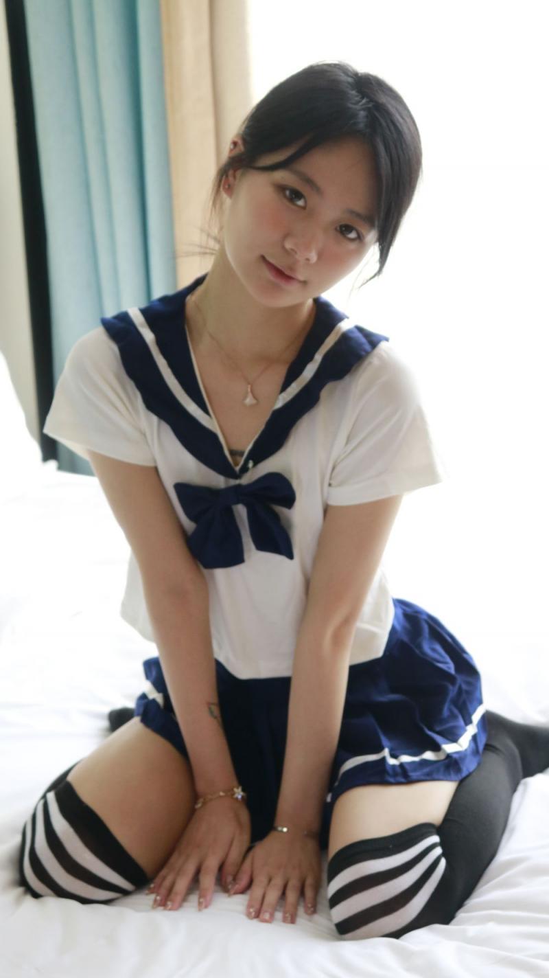 鲜嫩的顶级JK学妹