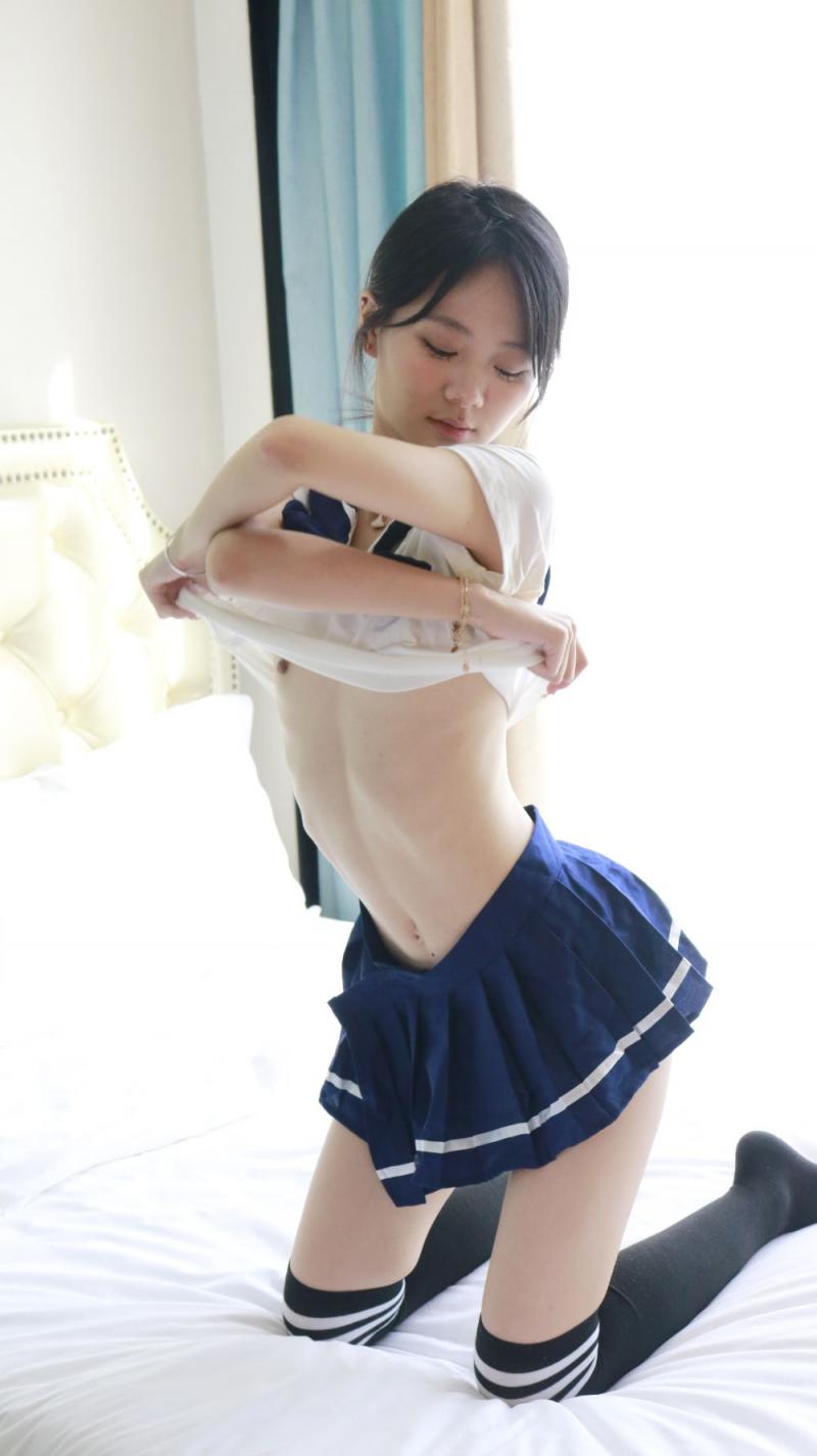 鲜嫩的顶级JK学妹
