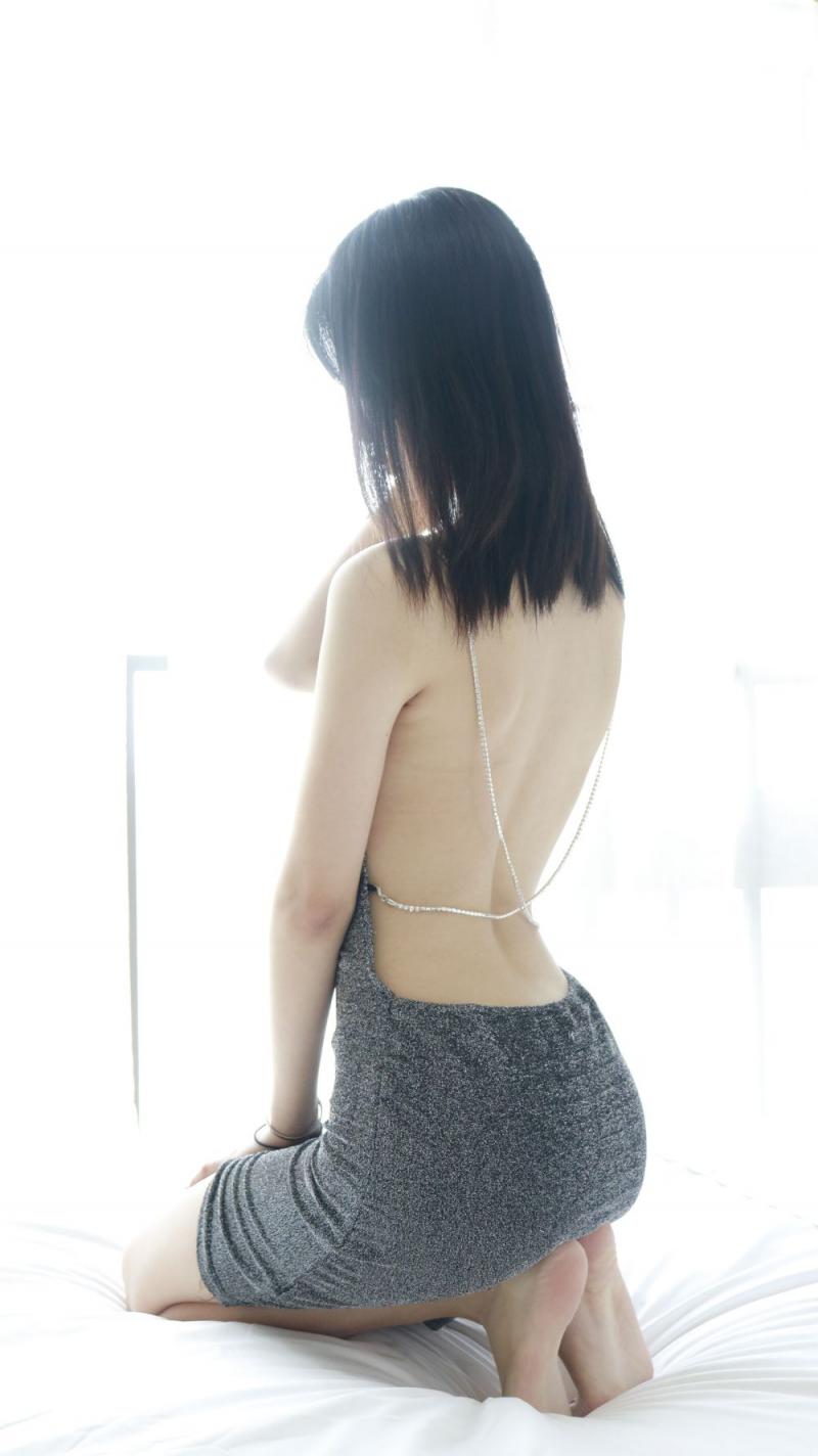 仪态优美的清纯妹子