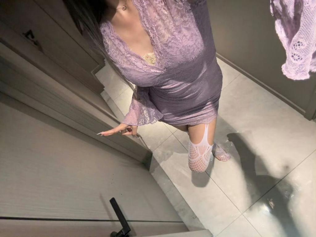 我已经很湿了，干我。