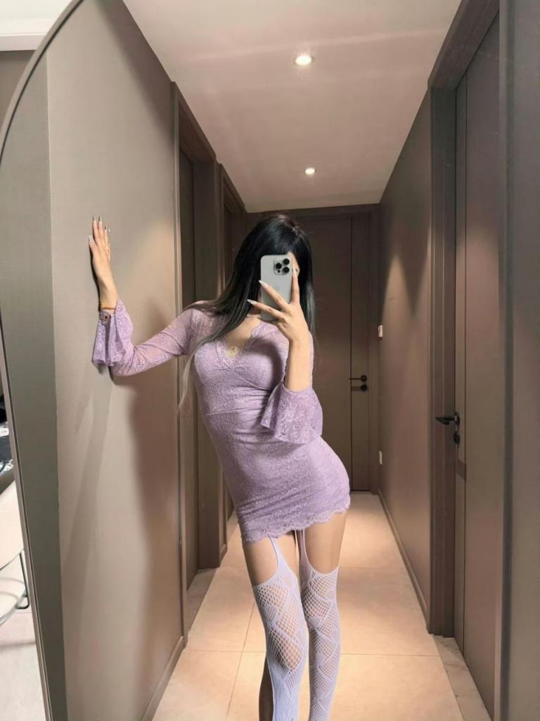 我已经很湿了，干我。