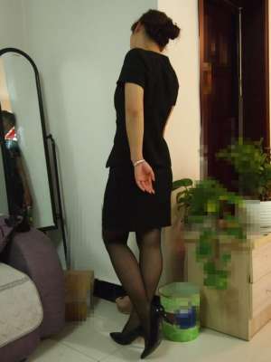 骚屄老婆魅岚制服诱惑