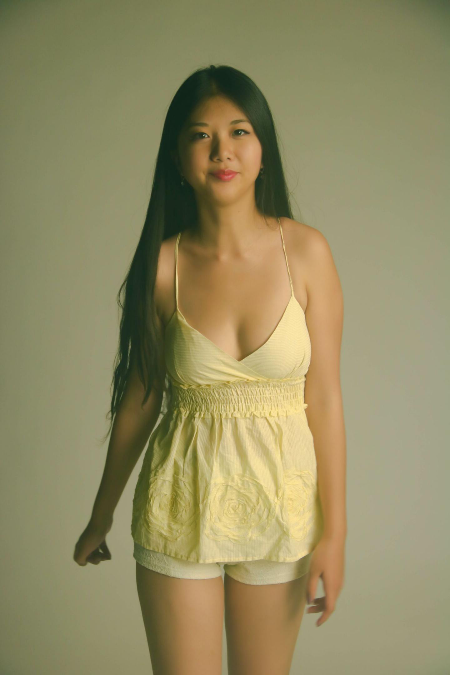 新加坡模特Fiona人体私拍套图