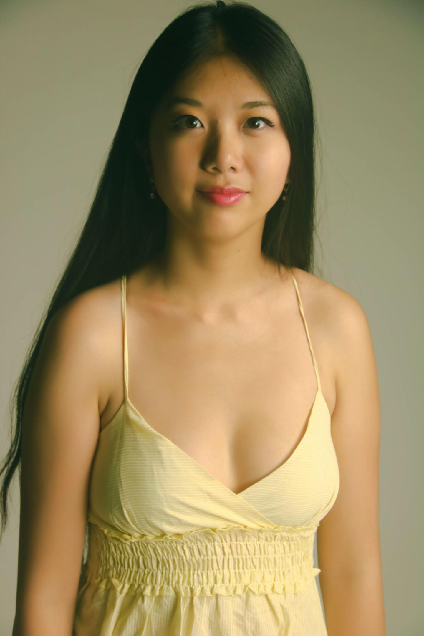 新加坡模特Fiona人体私拍套图