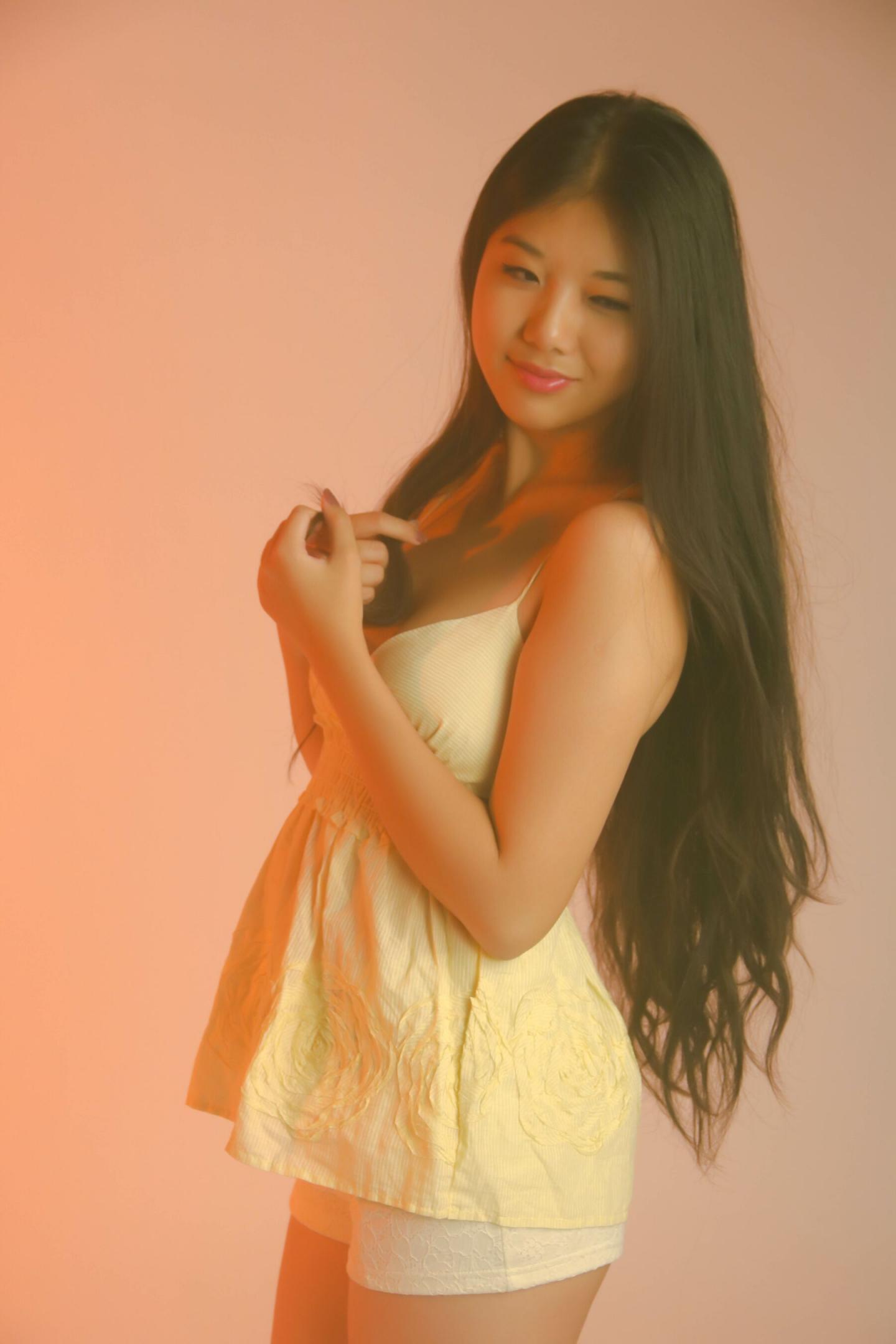 新加坡模特Fiona人体私拍套图
