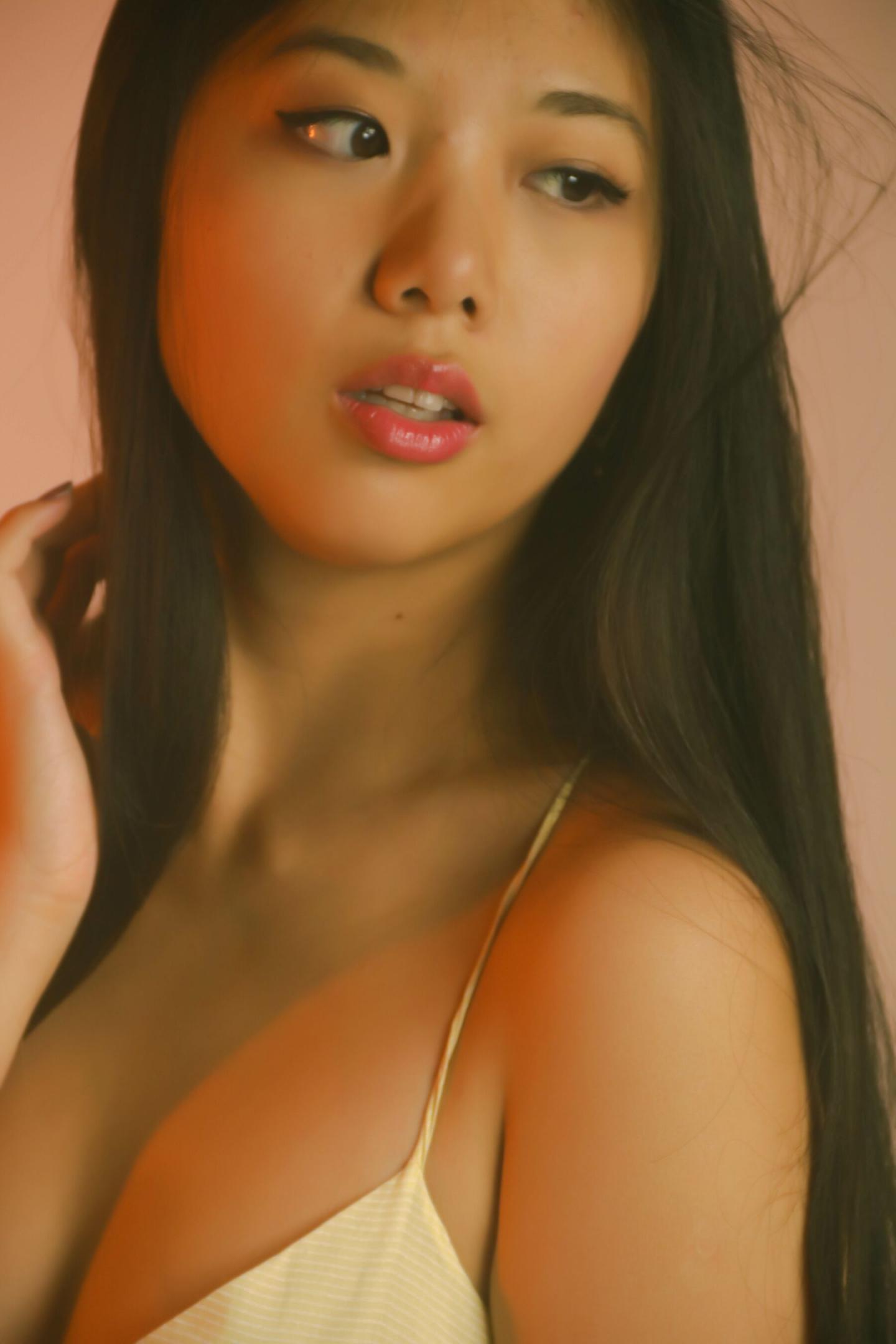 新加坡模特Fiona人体私拍套图
