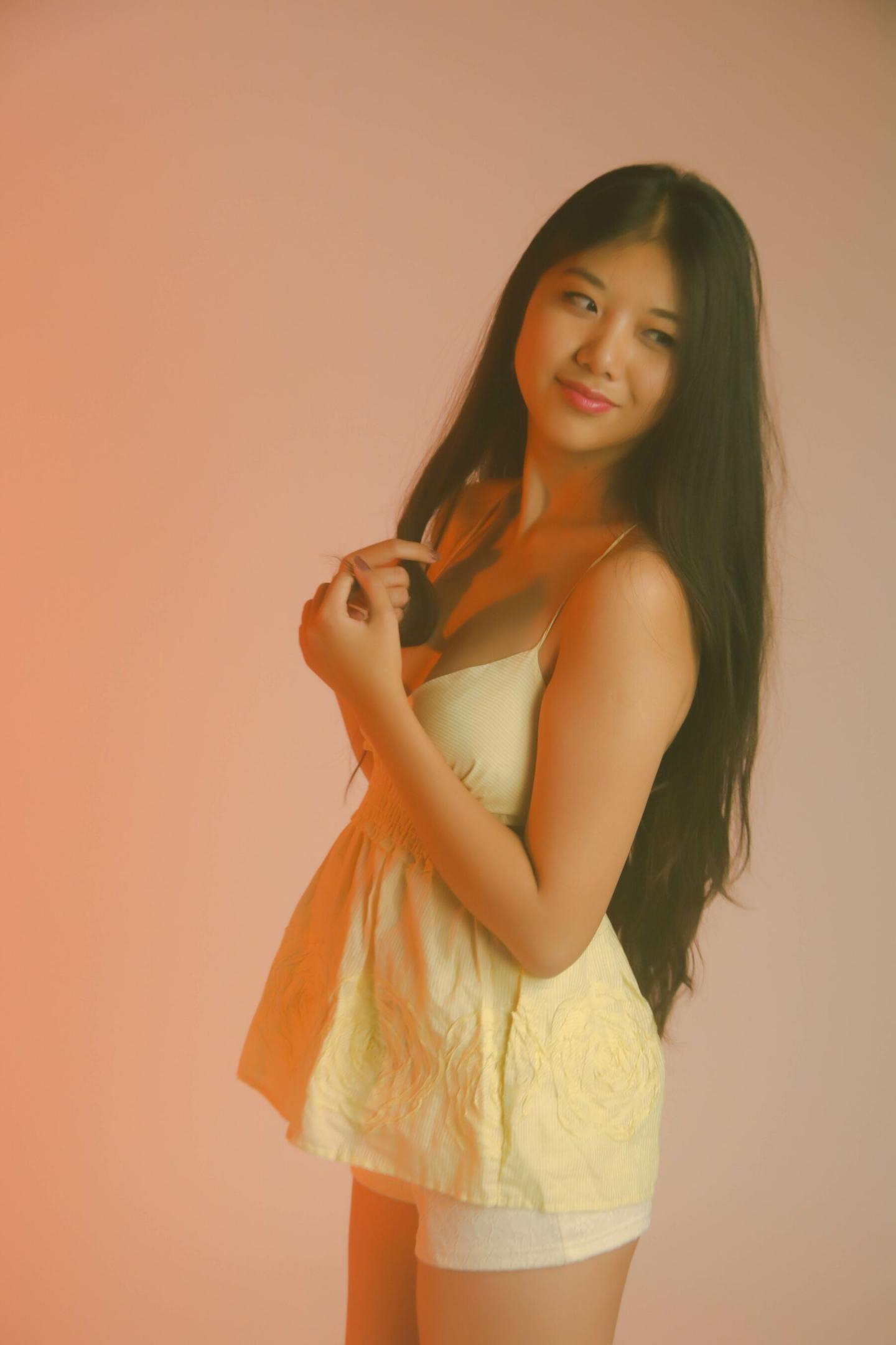 新加坡模特Fiona人体私拍套图