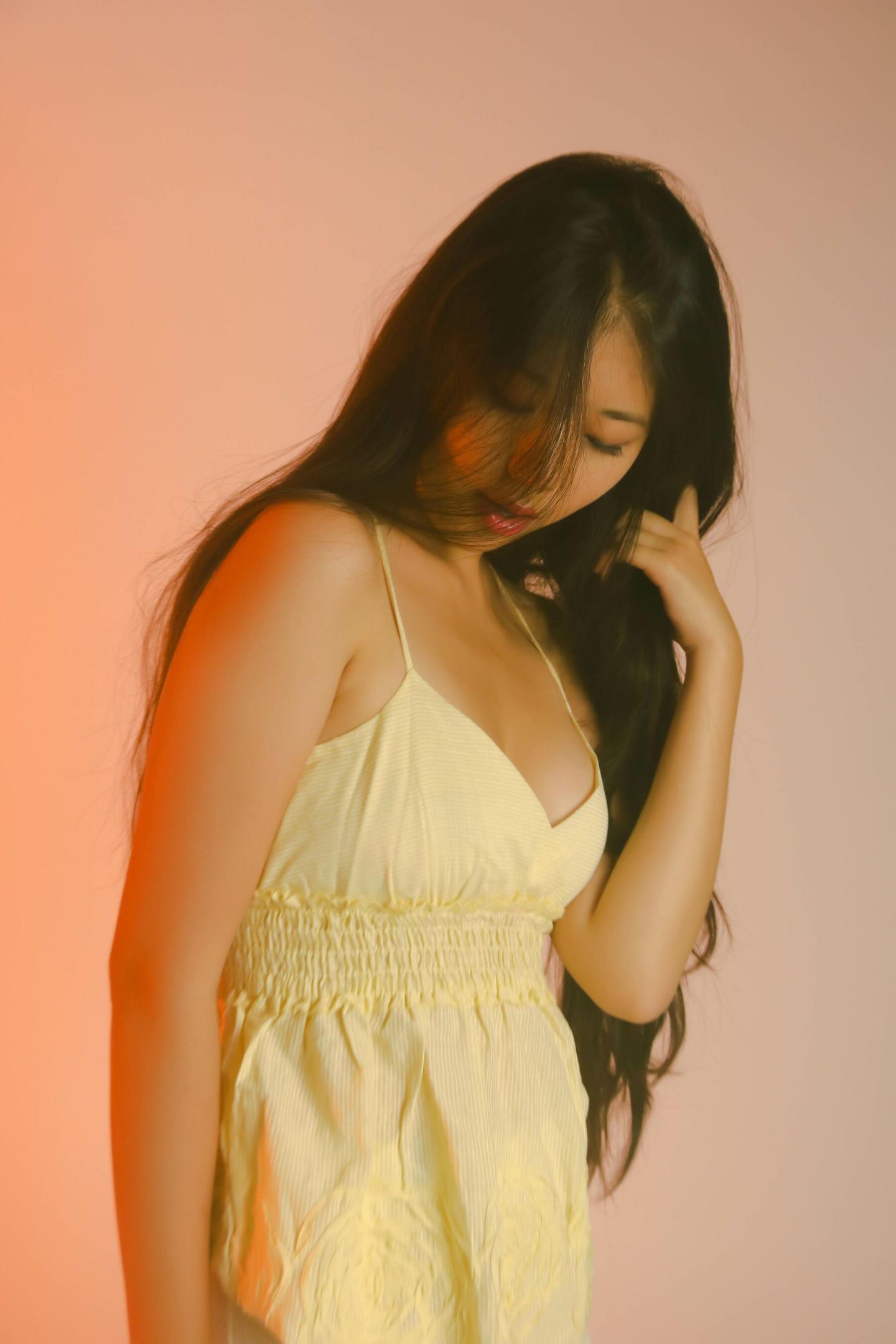新加坡模特Fiona人体私拍套图