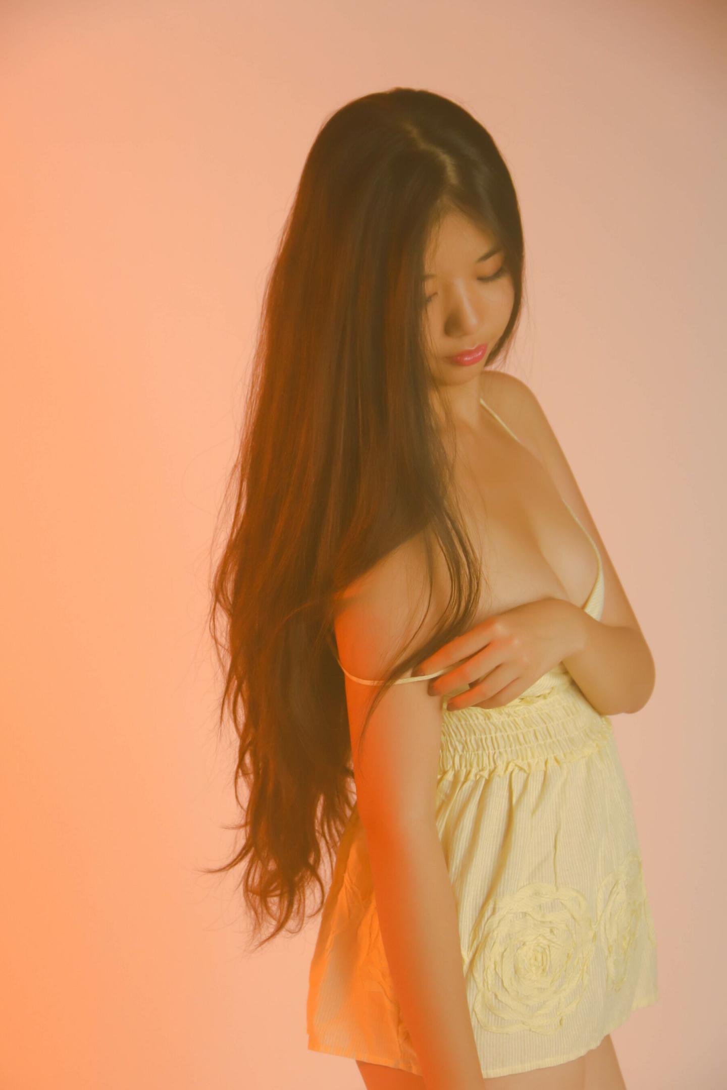 新加坡模特Fiona人体私拍套图