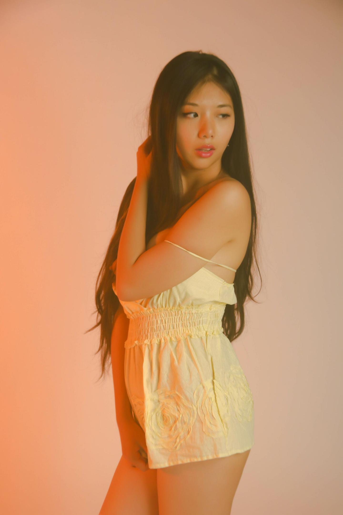 新加坡模特Fiona人体私拍套图
