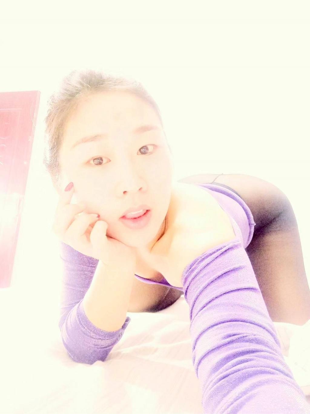 骚屄老婆魅岚发骚自拍