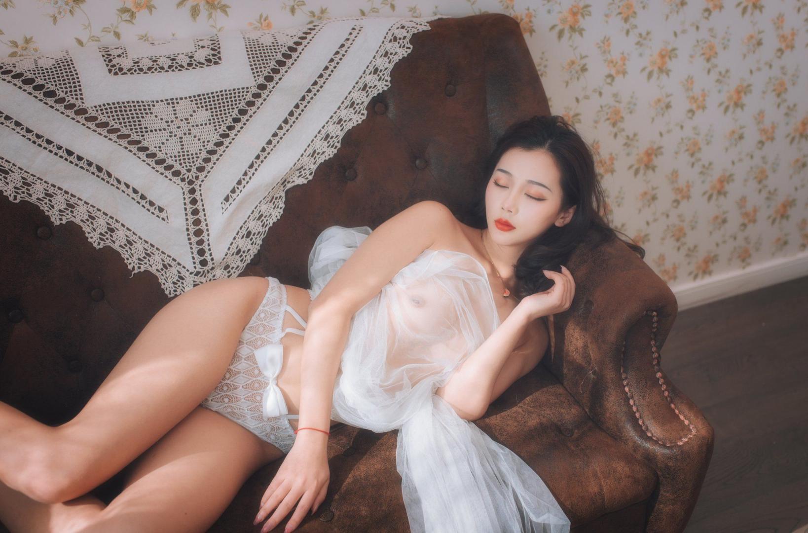 身体，更多身体