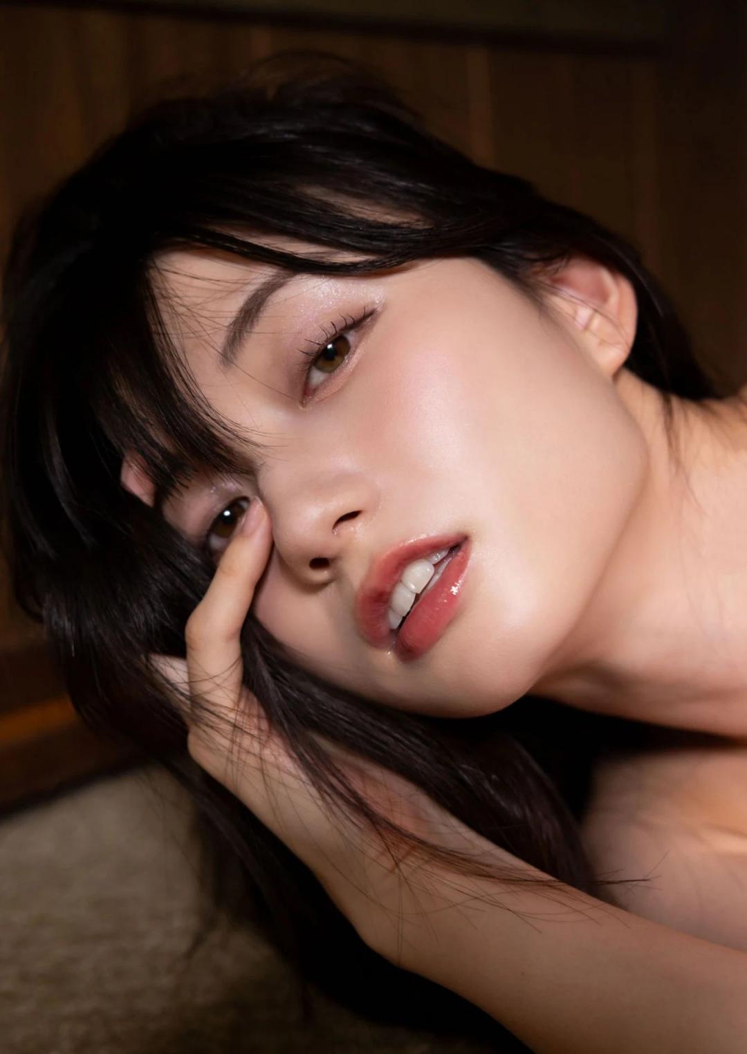 瀬戸环奈的奶子和阴毛