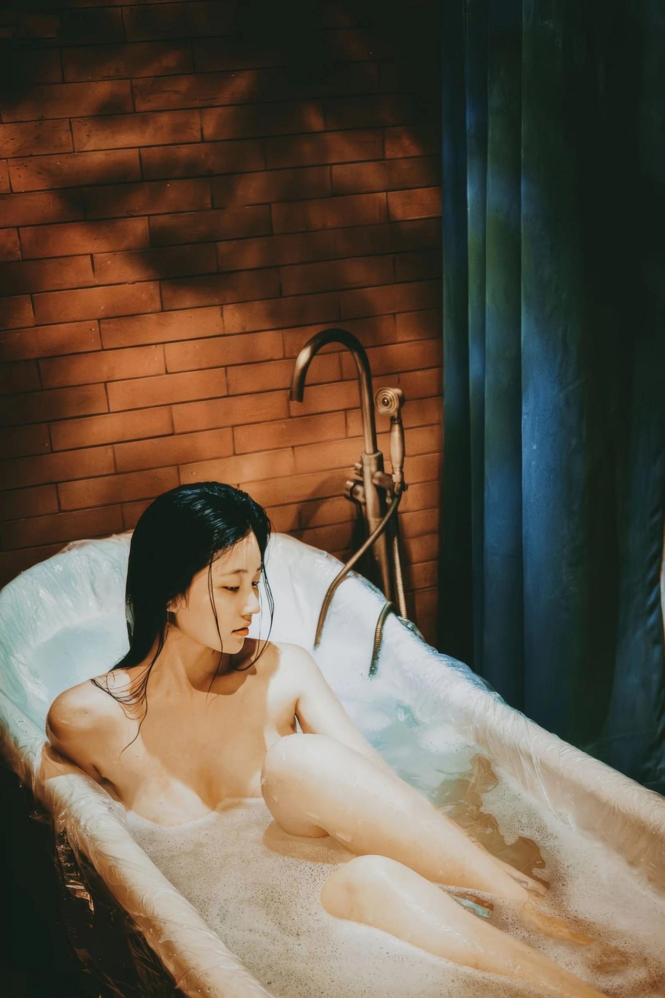 沐浴[33P]